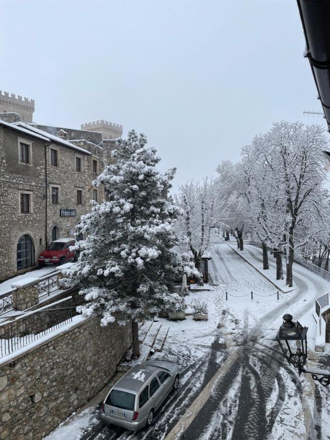 B&B Lorenzo Il Magnifico Celano Eksteriør bilde
